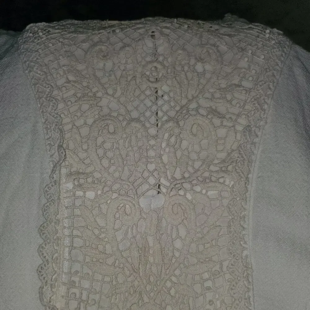 Free People White Embroidered Piece || Medium